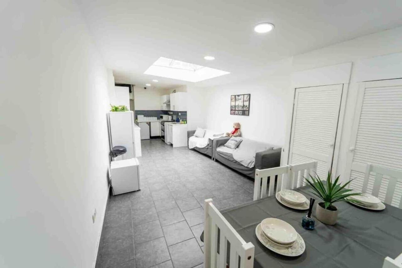 Studio Close To Selly Oak Train Station Birmingham Eksteriør billede